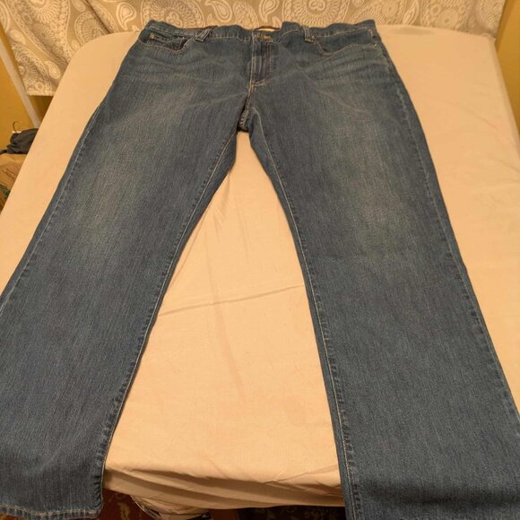 L.L. Bean Other - L.L. Bean's Mens 42x 34 Standard Fit 5 Pocket Dark Wash Denim Jeans